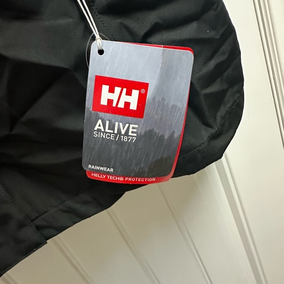 Helly Hansen rain coat. New with tags. Size medium. - Picture 3 of 6